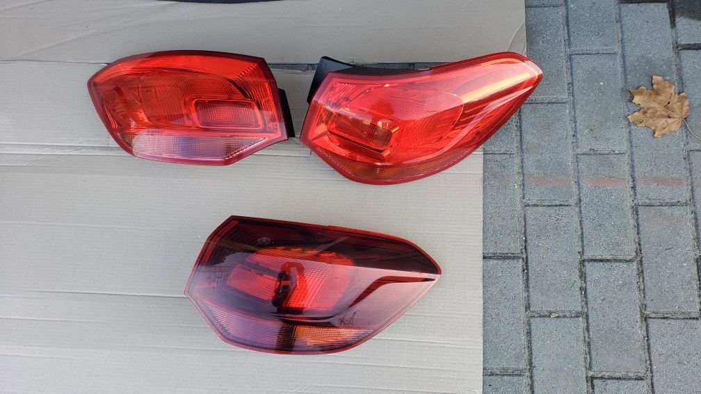 Кришка багажника, ляда  Opel Astra J. Caravan. 2010-2015р. Опель Астра