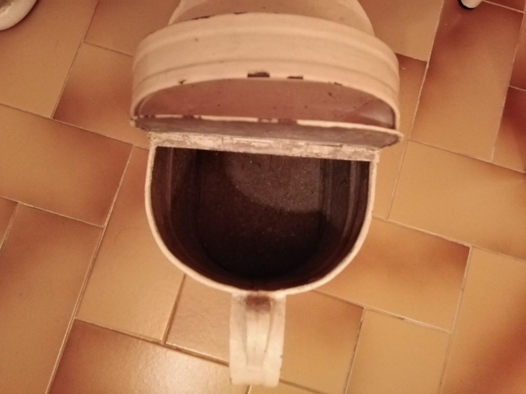 Lavatório Muito Antigo em Ferro