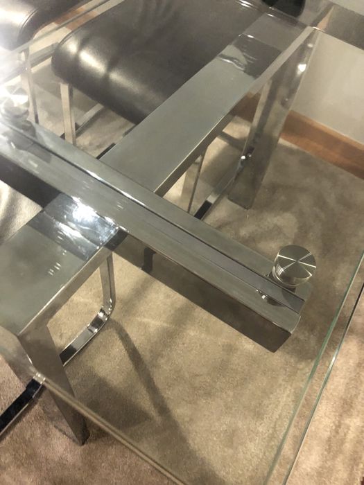 Mesa em vidro como nova + 4 cadeiras