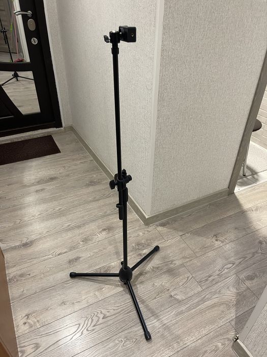 Посилений штавив журавель для фото і відео