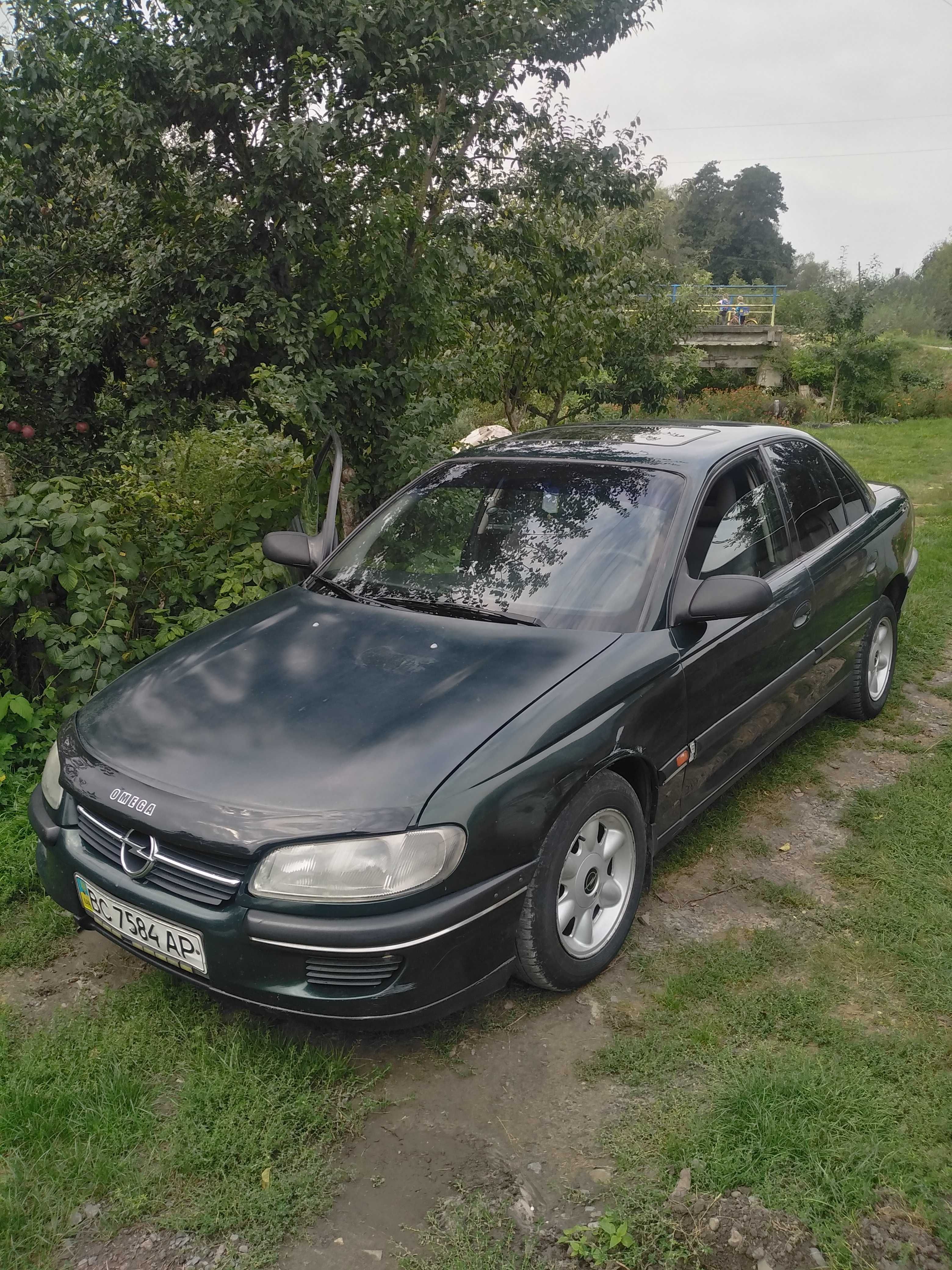 Opel omega b 1995 рік