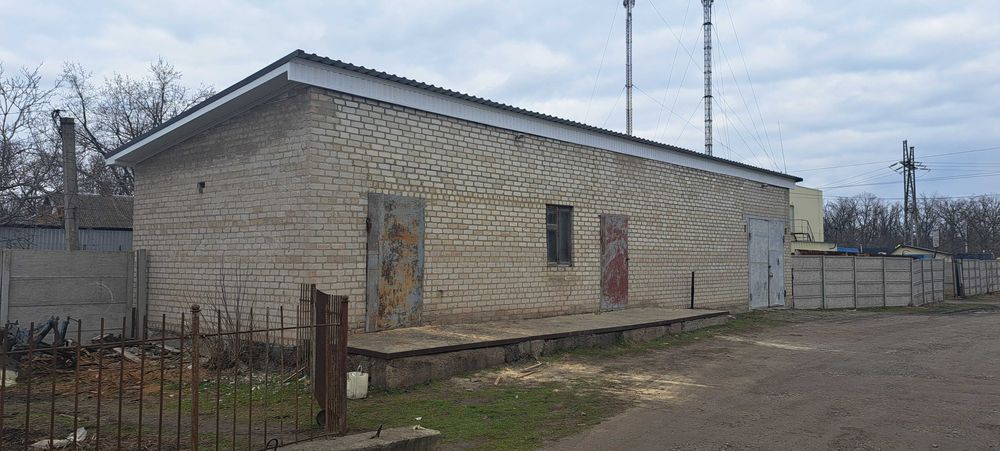 Кровля криш та фасади. Металочерепиця, профнастил, сайдінг металевий