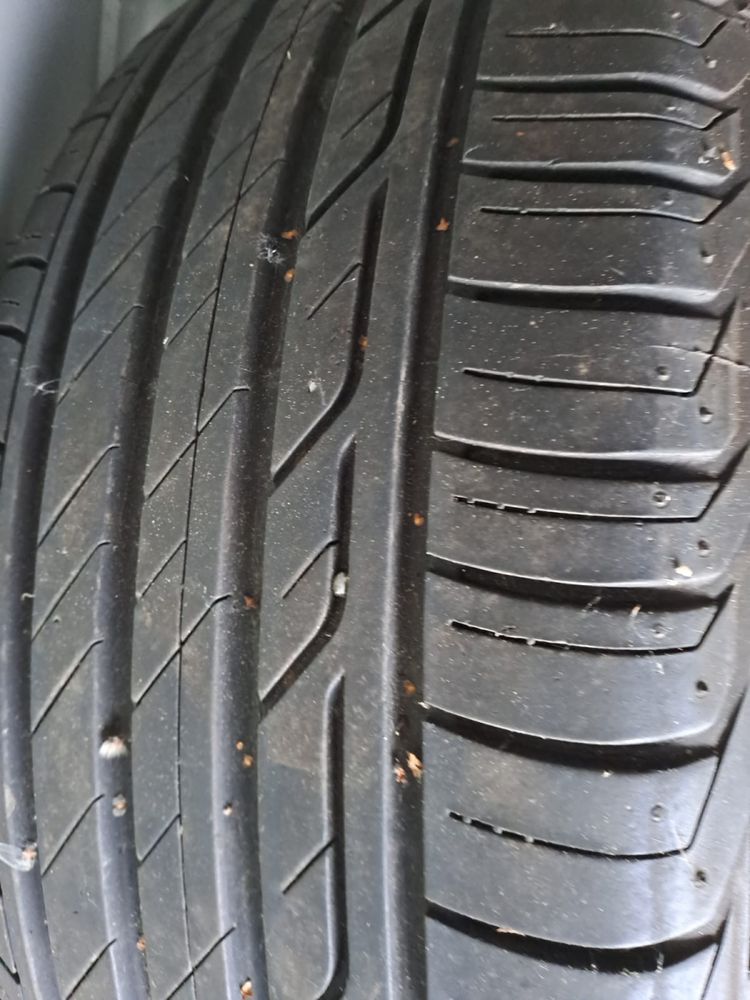 Opony letnie 2szt goodyear year 2 szt turanza 215/55r17 94v