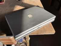 2x macbookpro (early 2008) core2duo 2.5ghz