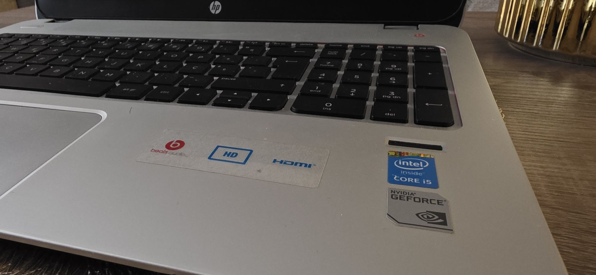 HP Envy | Intel i5 | 8GB RAM | SSD 480GB | NVIDIA |