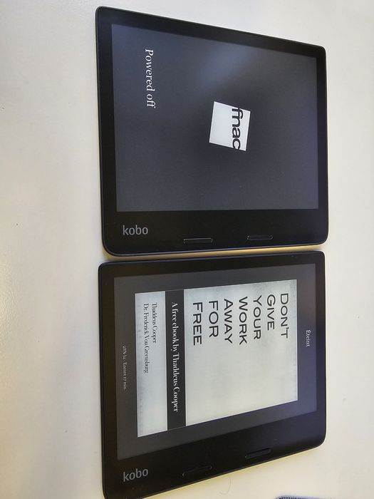 Електронна книга Kobo Sage 32GB Black N778 8" HD E-Ink Carta 1200