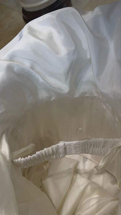 Весільна сукня в ідеальному стані, ручна робота.