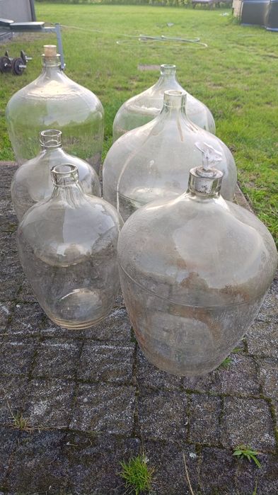 Gąsiory butle na wino .50l i mniejsze