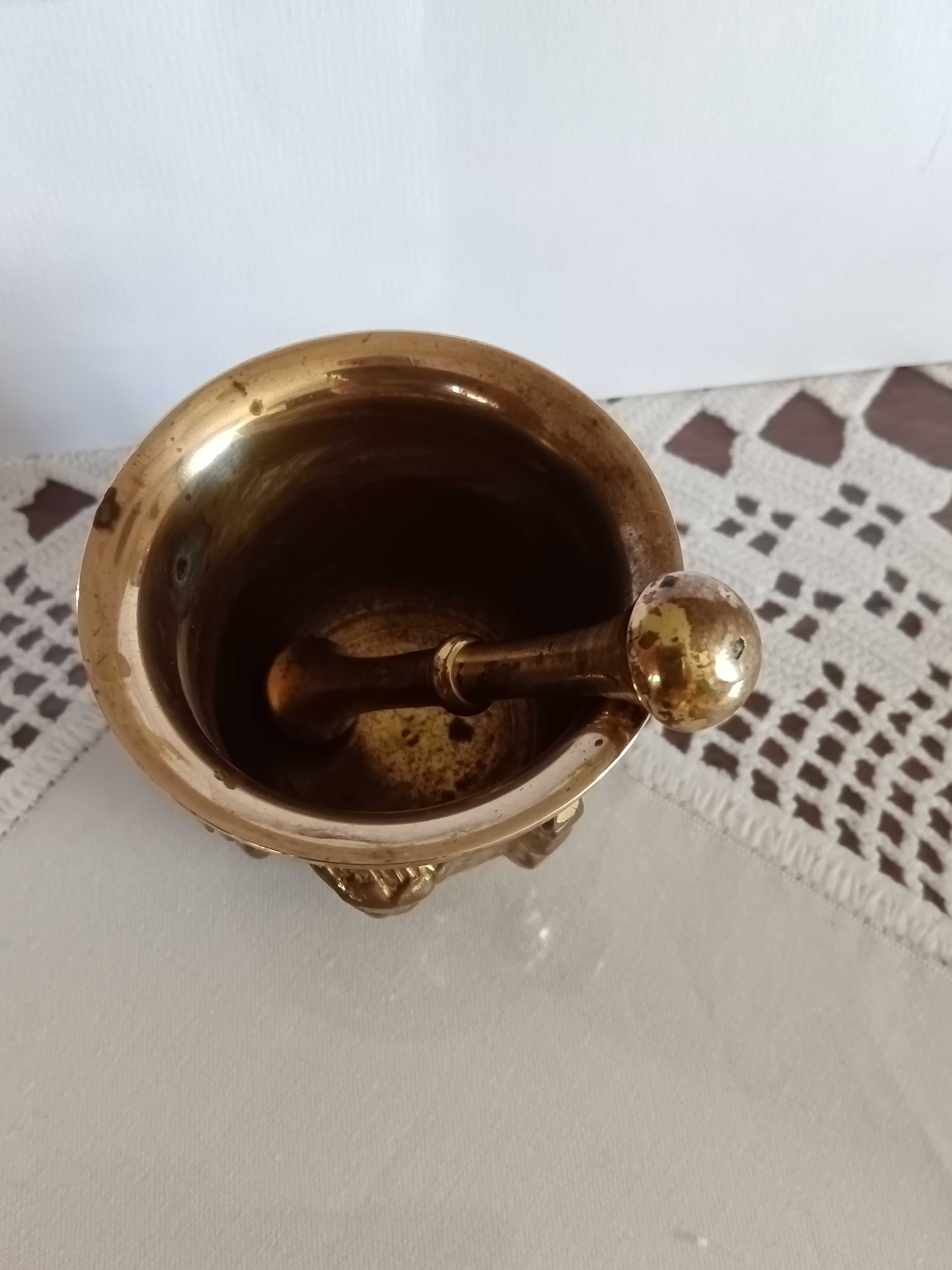 Almofariz miniatura em bronze/latão