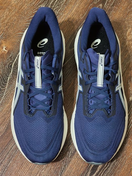 Оригінал 100% чоловічі кросівки asics novablast 5  eur 48