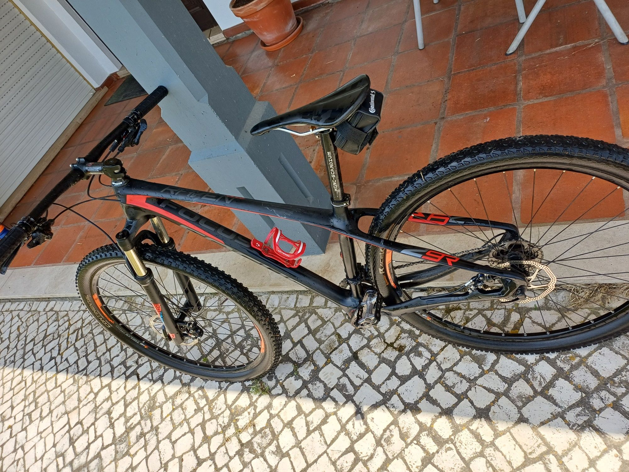 Bicicleta Focus Raven