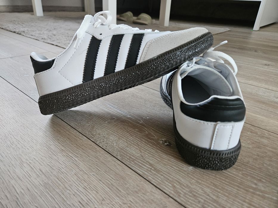 Buty damskie sportowe 38