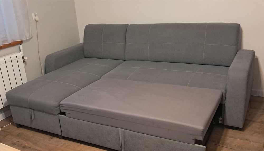 Narożnik szary z funkcją spania i pojemnikiem na posciel