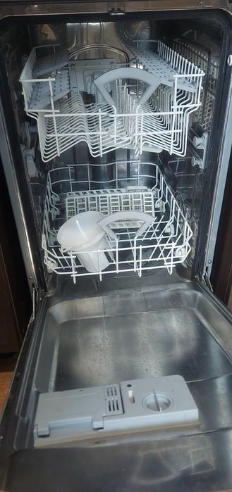 Продам посудомийну машину Hotpoint Ariston CIS LI 480 A