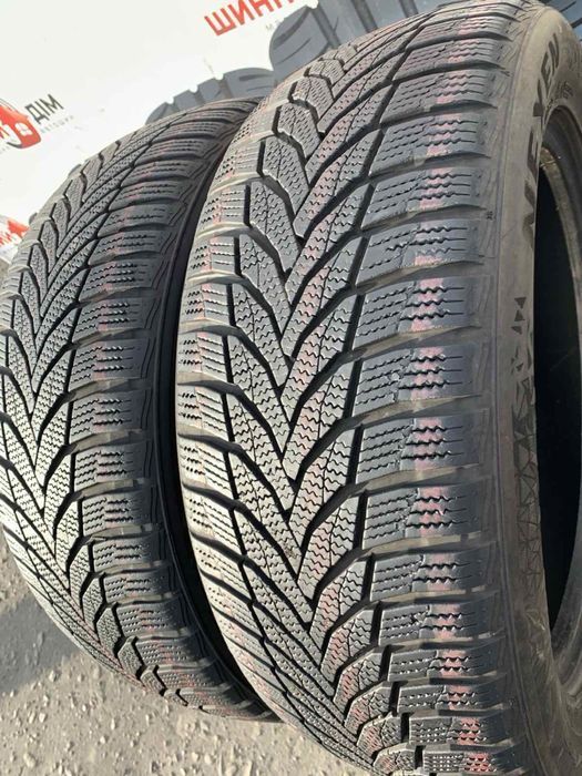 Шини 215/55 R17 Nexen пара зима 2023 рік 6,5 мм