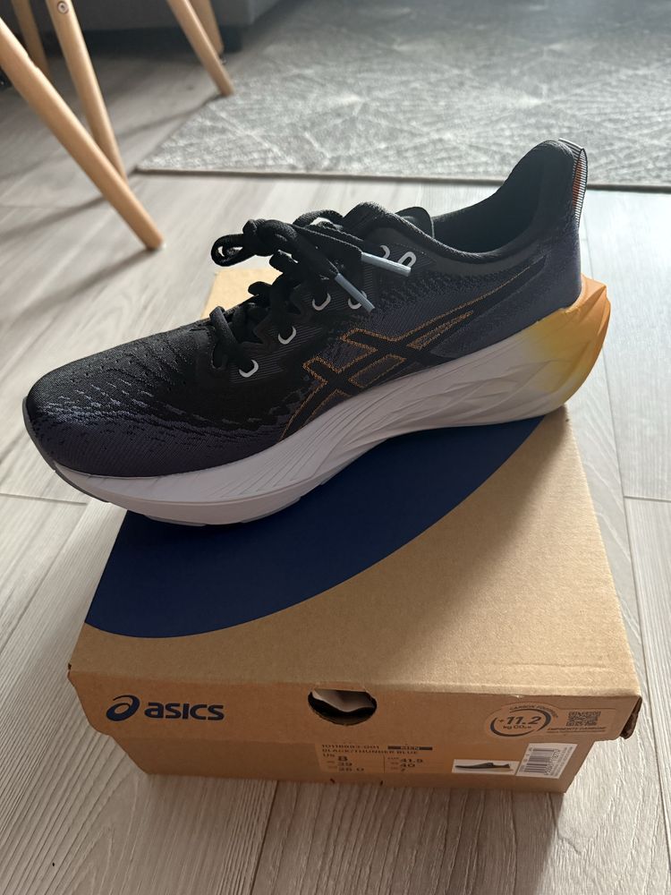 Asics Novablast 4