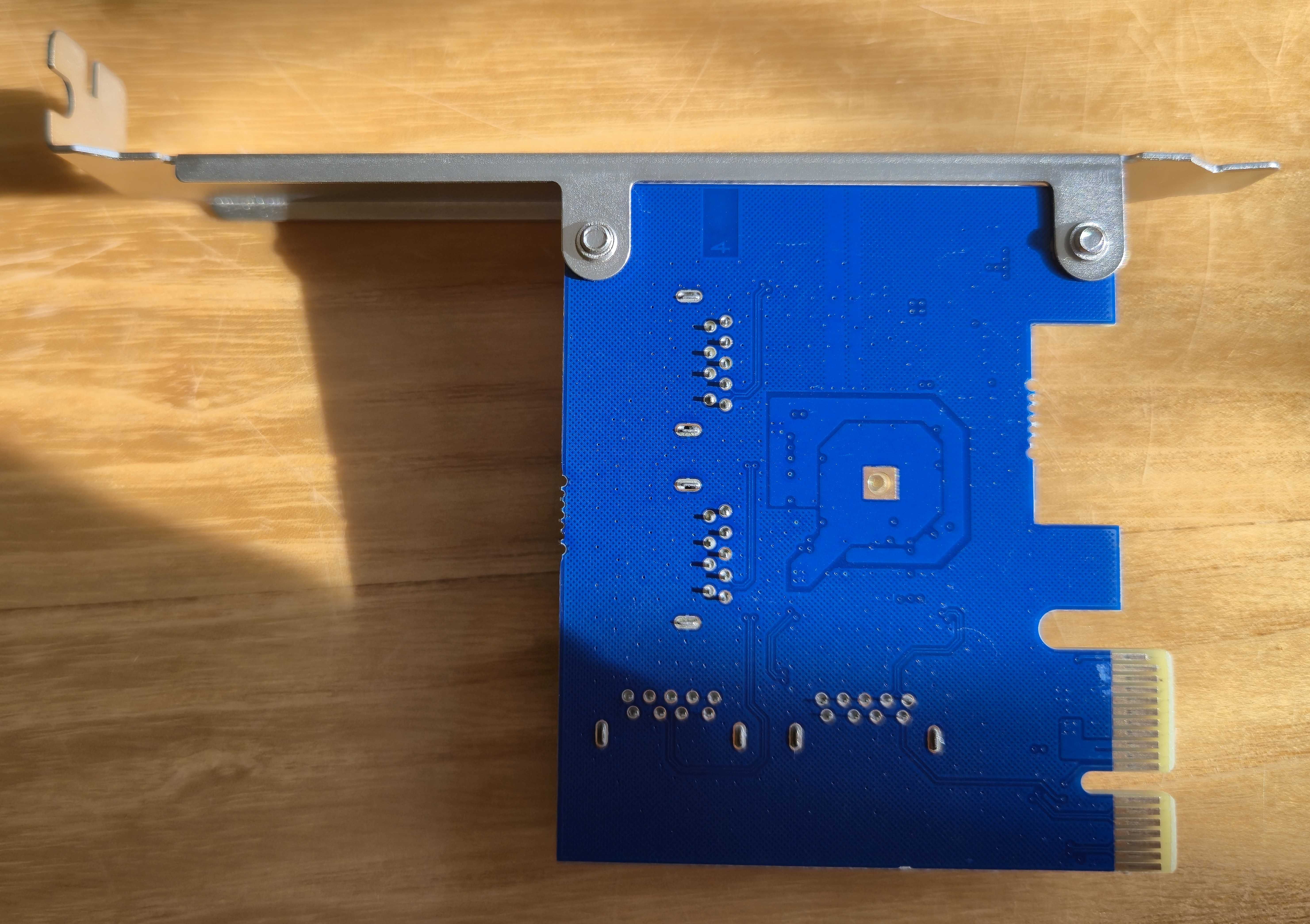 Rozdzielacz adapter 4x PCI-E RISER SPLITTER V1