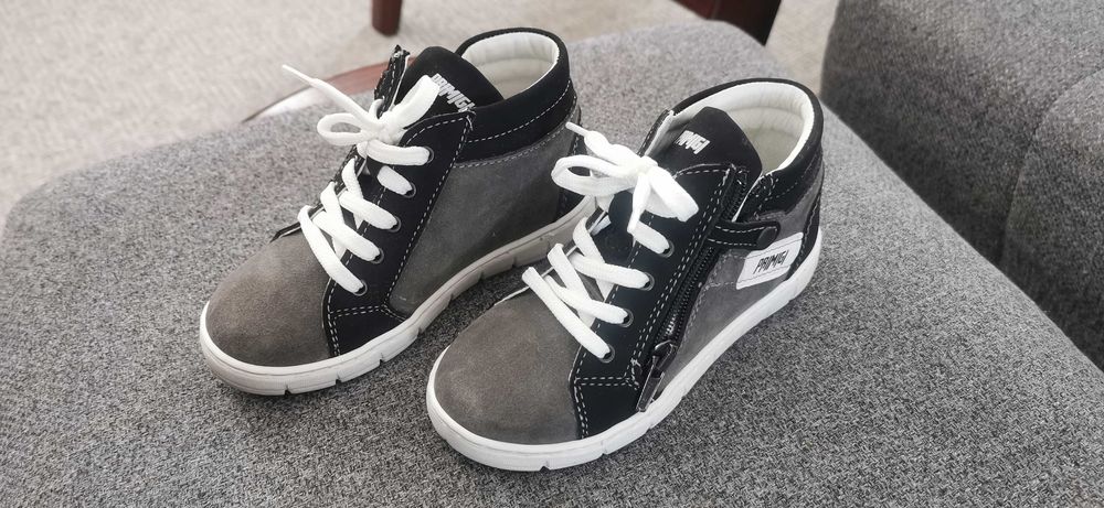 Buty dziecięce Primigi NOWE r. 27