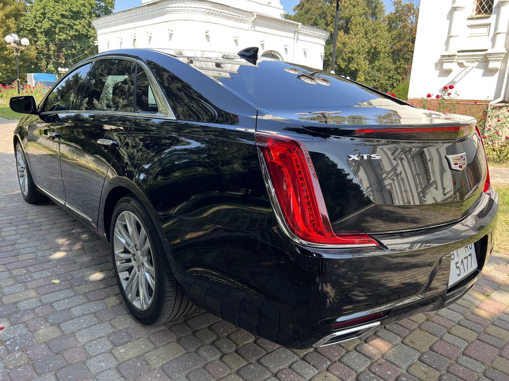 Cadillac Xts Luxury 06/2019 (рестайлинг)Black
