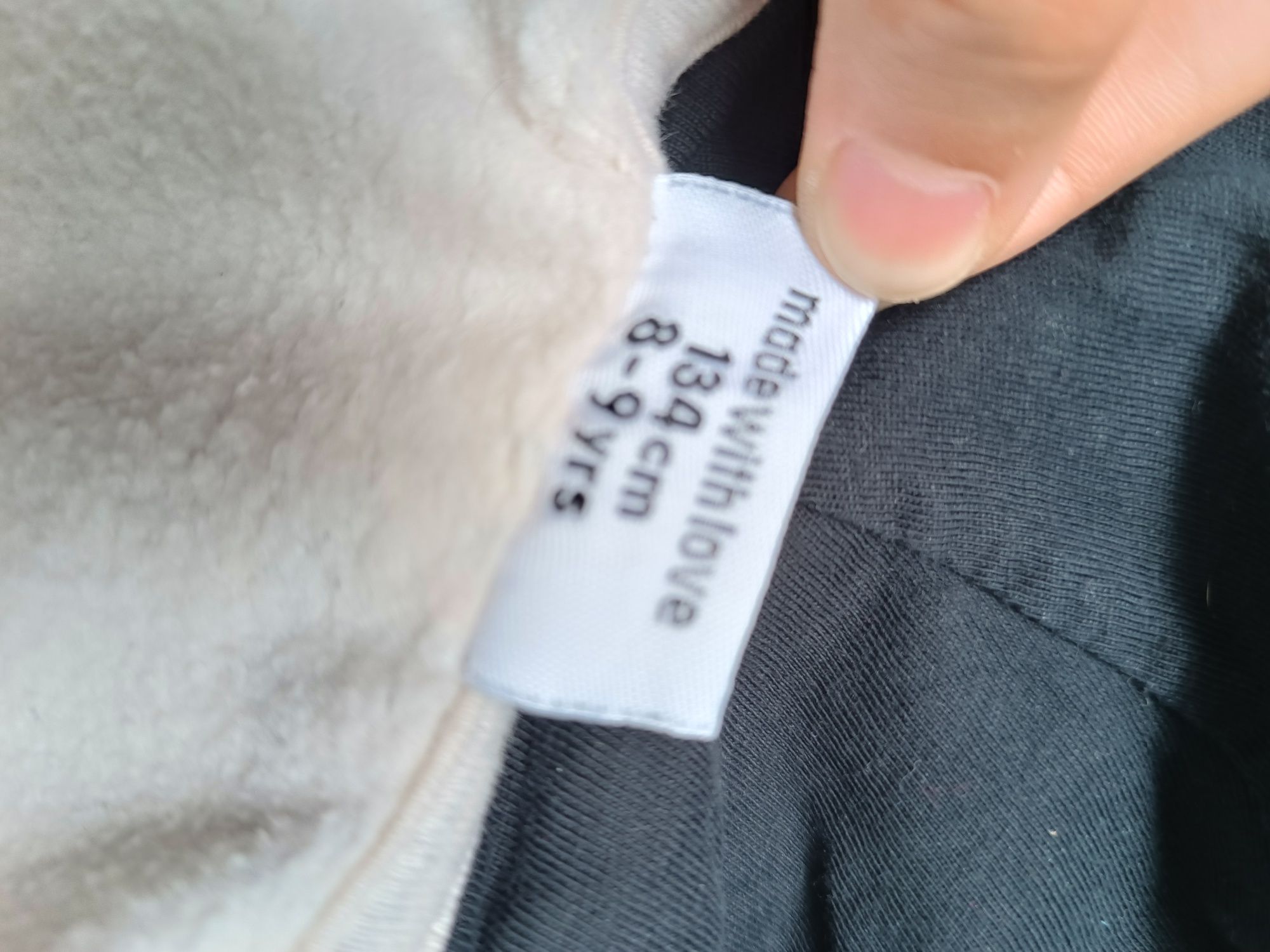 Ocieplana bluza.