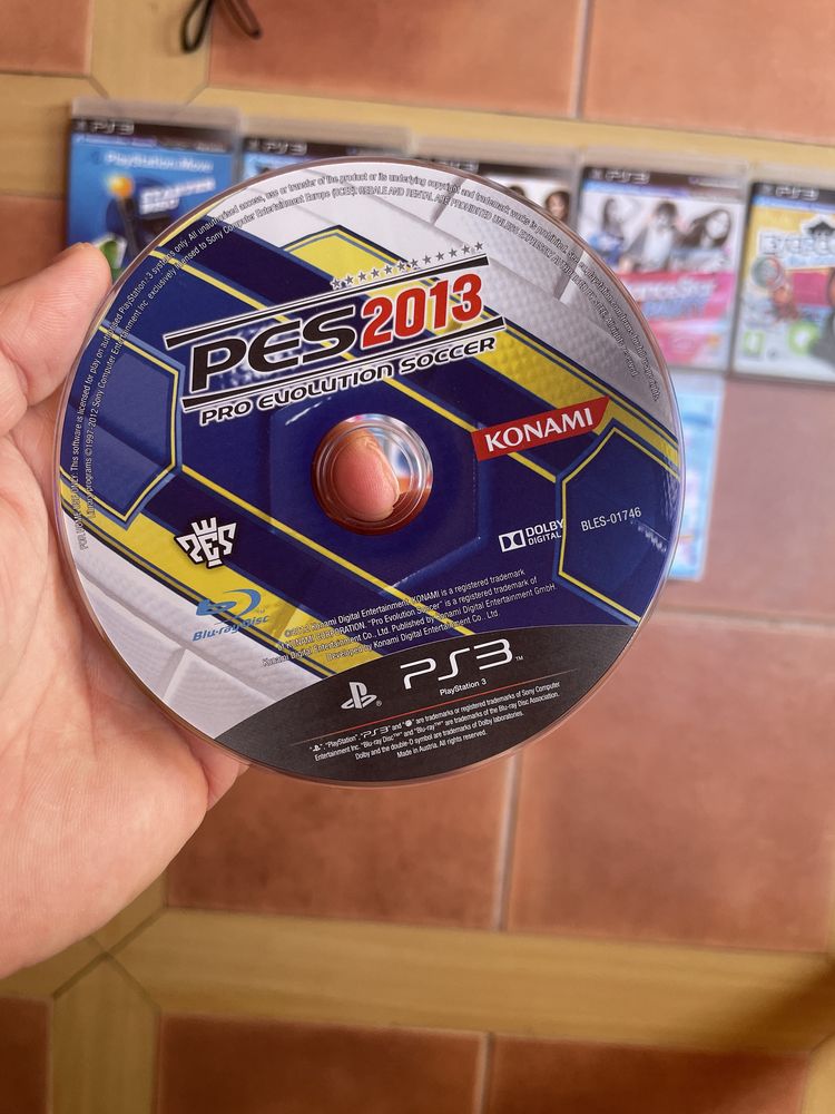 Playstation 3 com acessorios e jogos