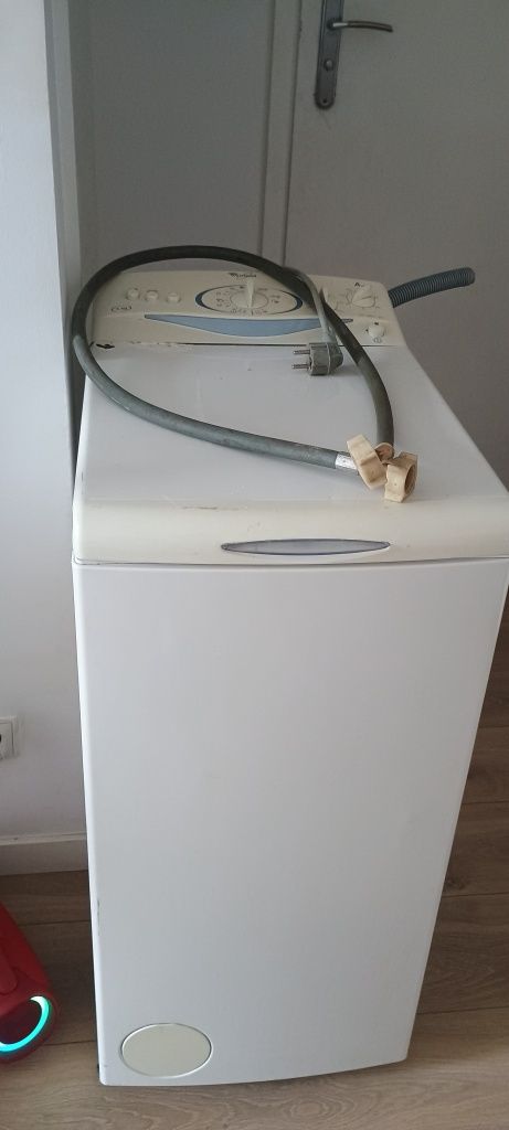 Sprzedam Pralka Whirlpool na części