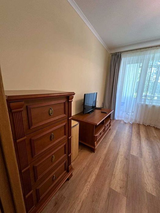 Оренда 2 кімнатної квартири по вулиці Антоненка-Давидовича СИХІВ