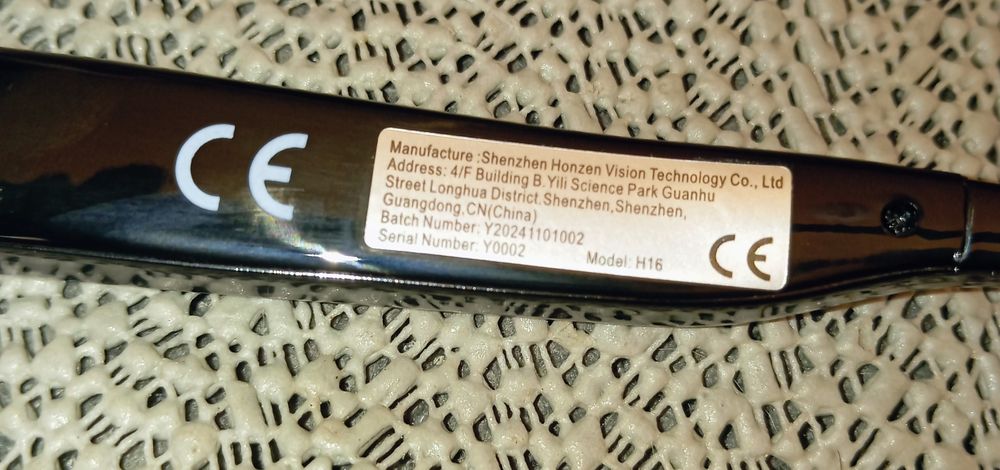 Okulary szpiegowskie z wmontowaną kamerką i kartą pamięci 32 GB