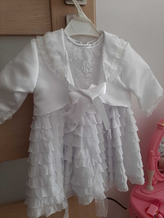 Sukienka do chrztu rozm.68 bolerko plus czapeczka, zestaw wiosna/lato
