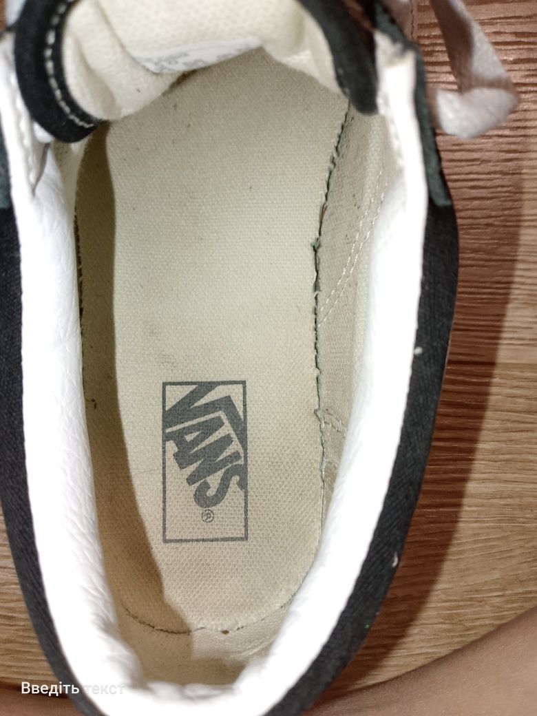 Продам кросівки Vans Б У