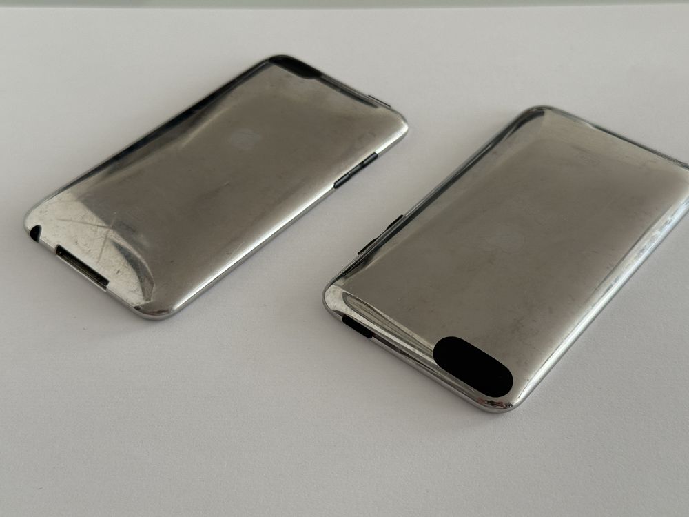 2x Apple Ipod 3g 32GB A1318