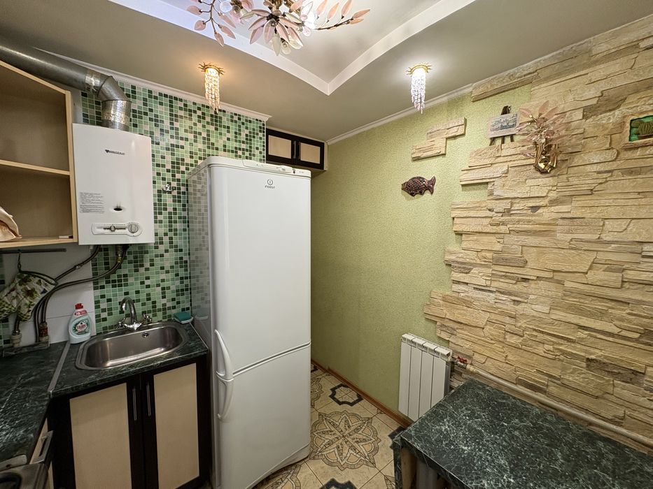 Продаж 2к квартира 45 м2 пр-т Наукі 39А м 23 Серпня