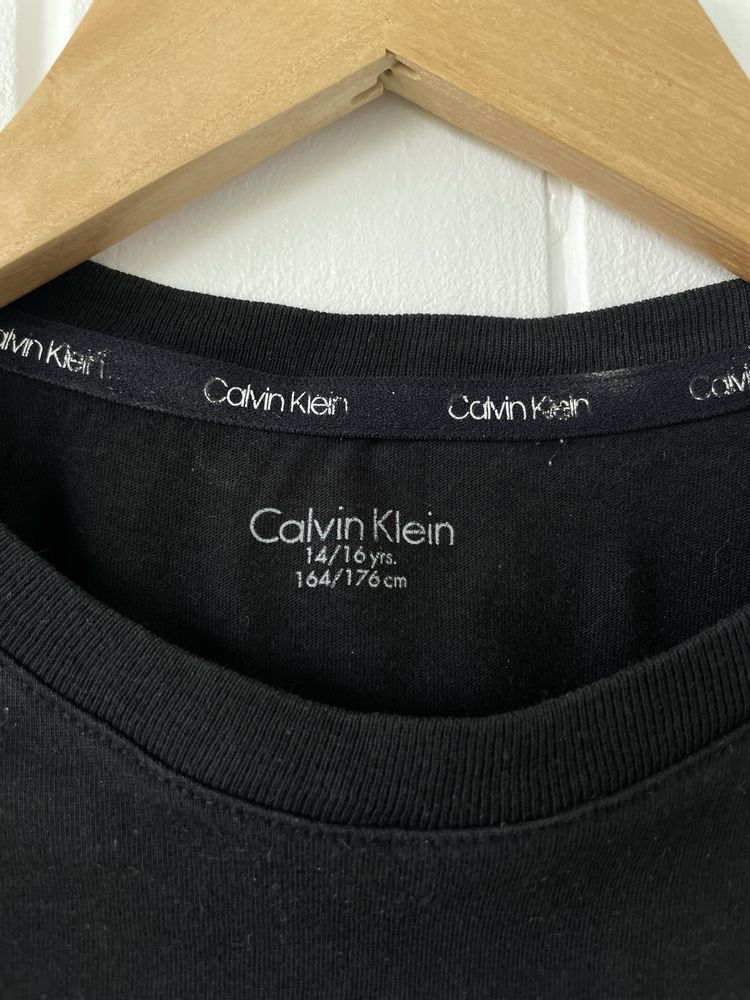 Футболка calvin klein