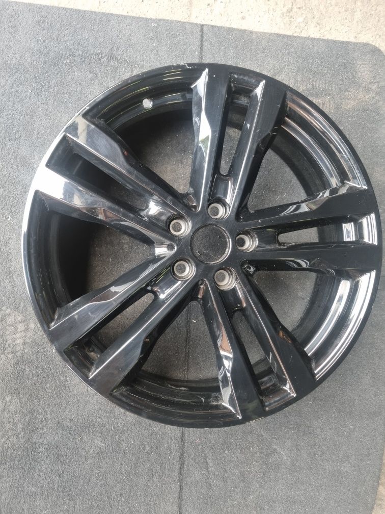 Felga Bmw i3 L01 6Jx20 5x112 et 39