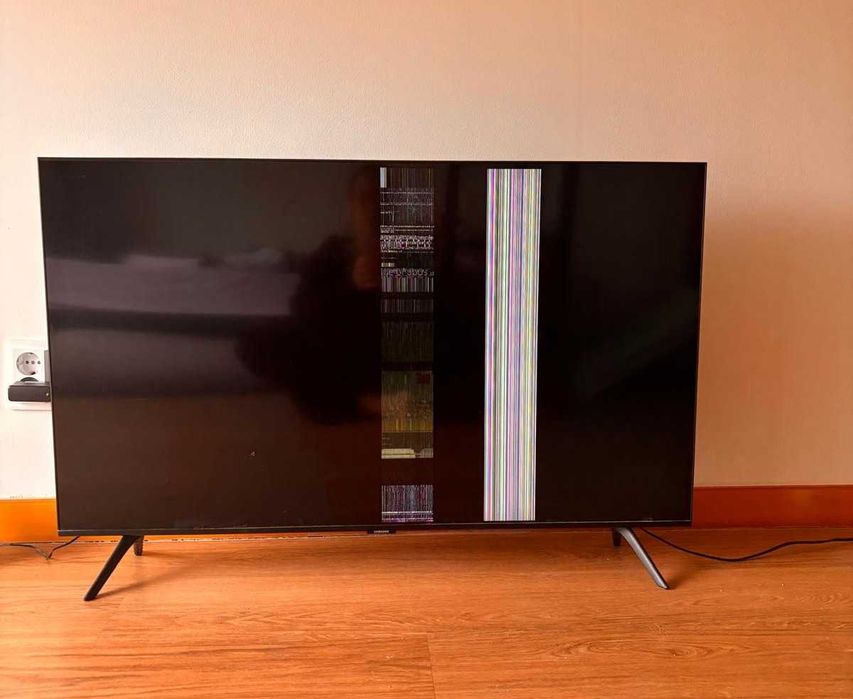 TV Samsung 43' Avariada