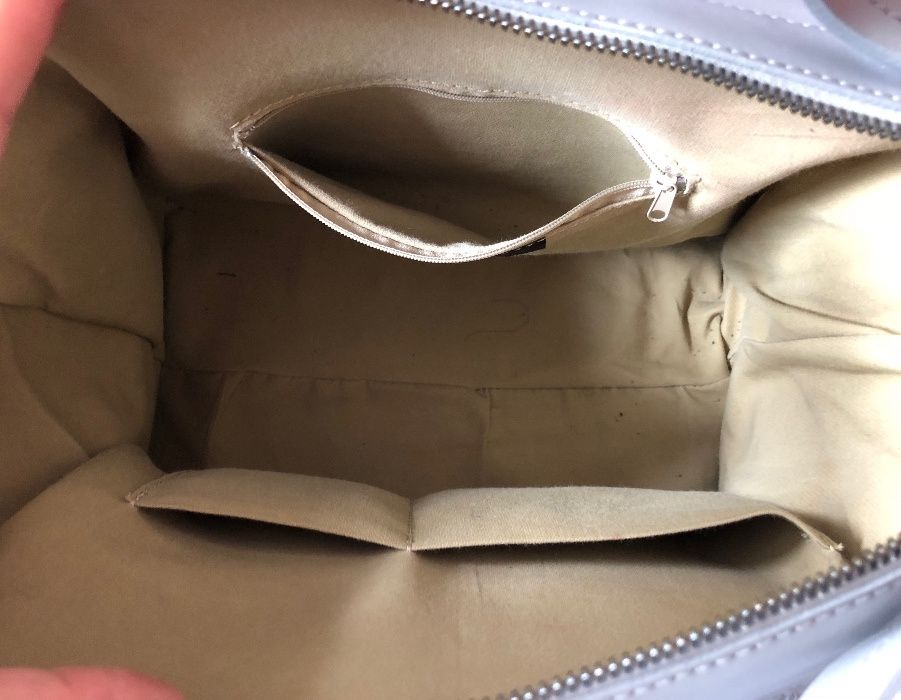 Torba - kuferek ze skóry, w kolorze szarym