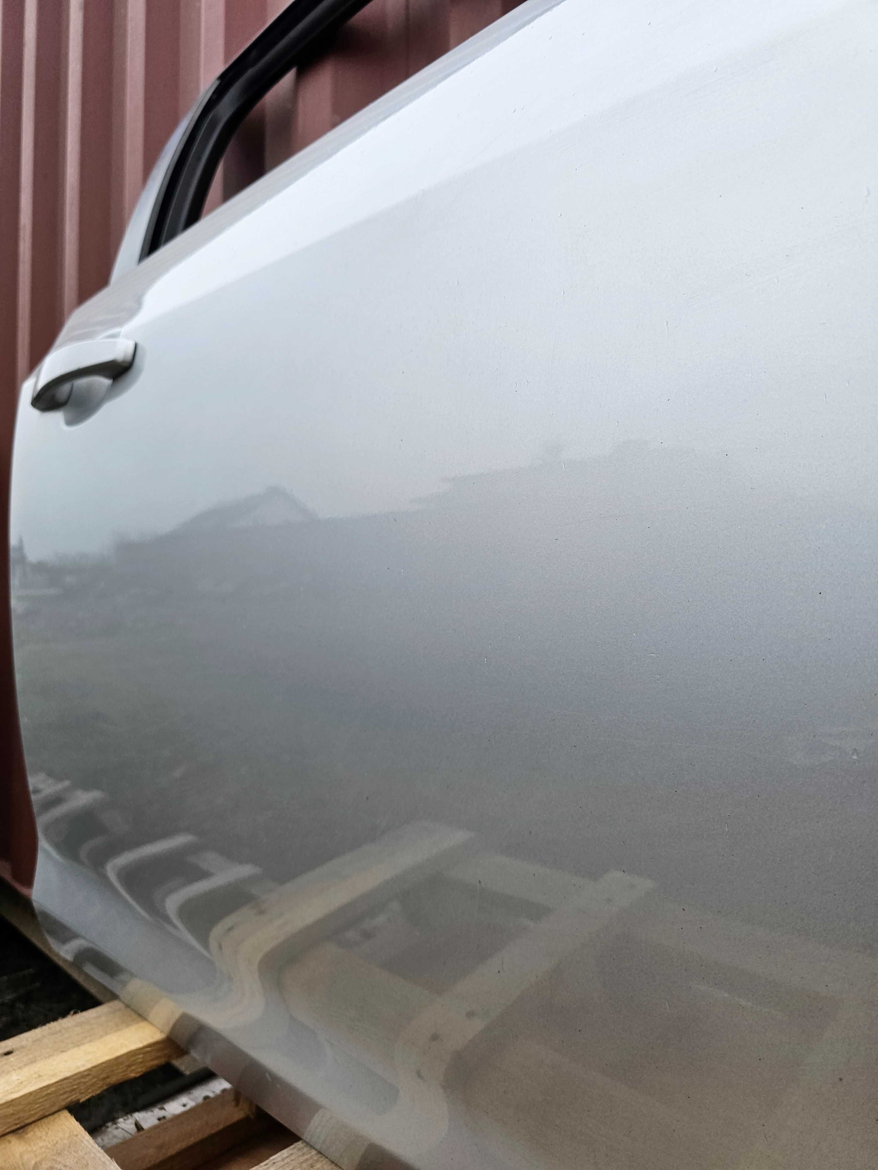 Drzwi Prawy Przód Opel Astra J Kod Lakieru Z176
