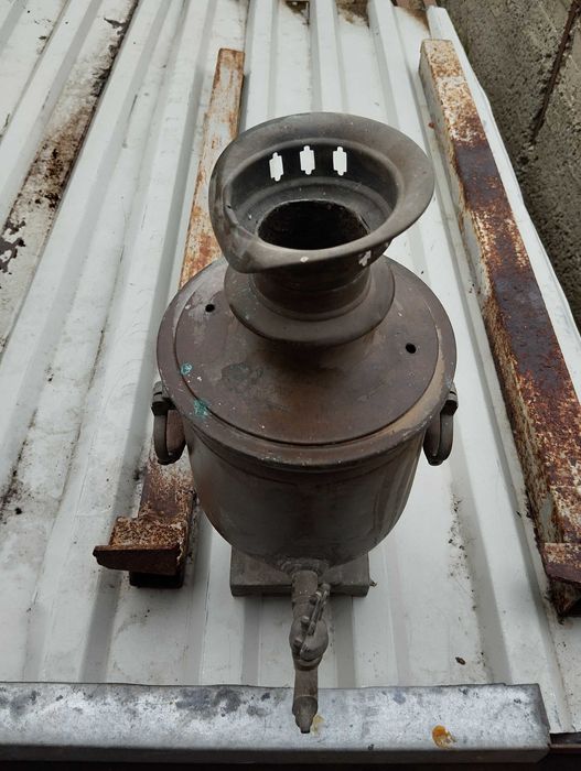 Продам латуний самовар, на дровах