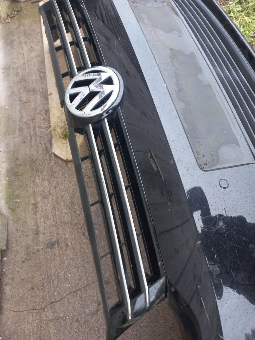 Zderzak przód przedni kompletny pdc vw touran 2 II