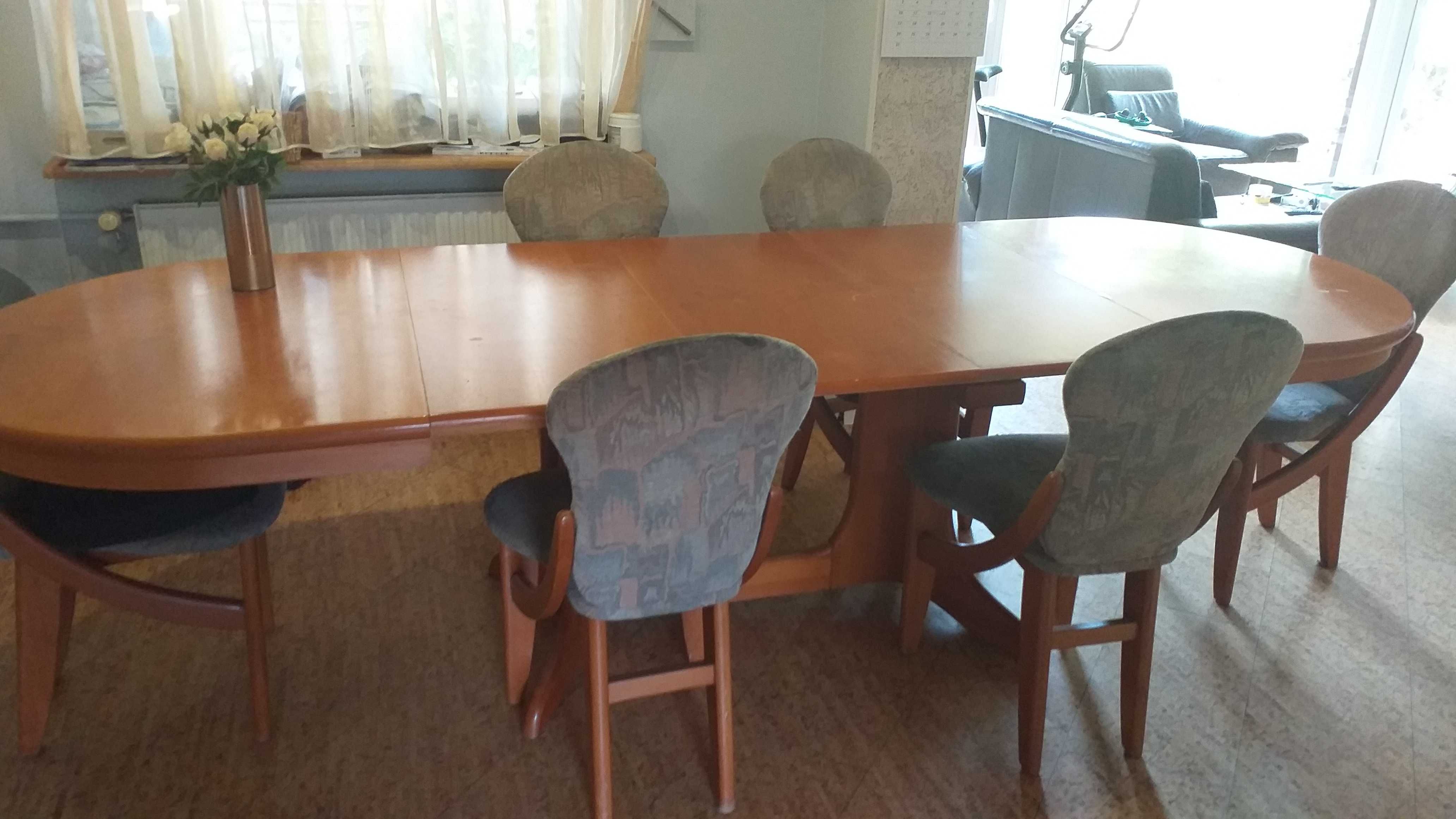Stół  i 6 krzeseł  z litego drewna Swarzędz