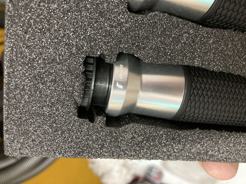 Rizoma - punhos mota