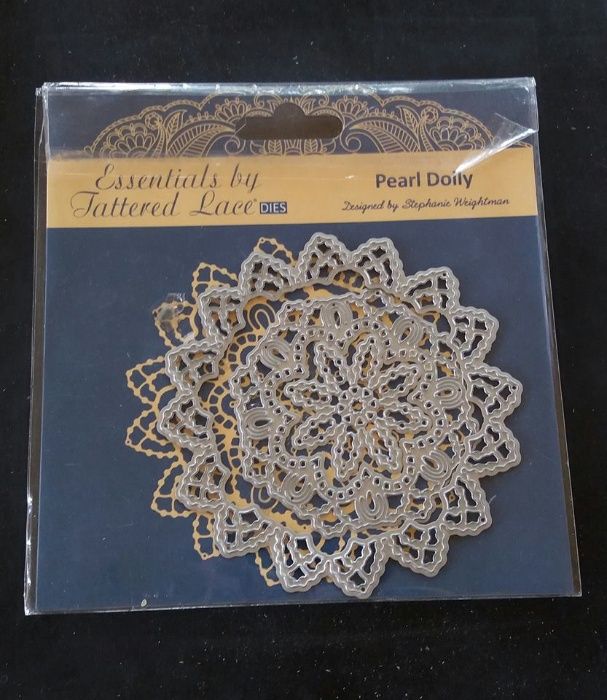 Scrapbooking wykrojnik Essentials Pearl Doily serwetka