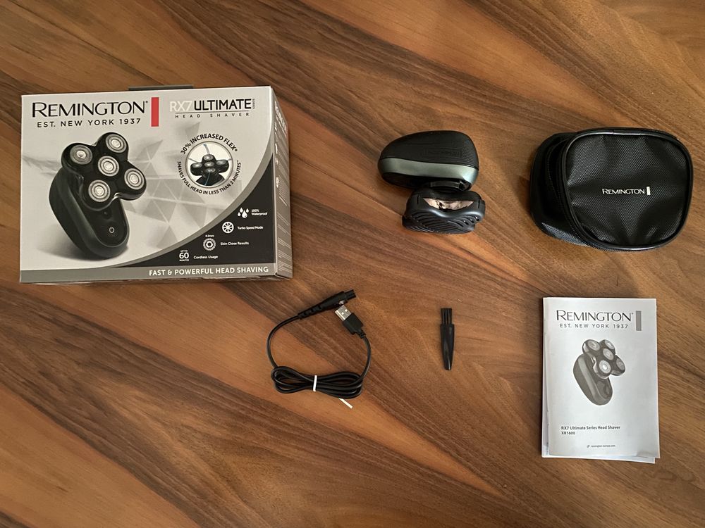 Golarka rotacyjna Remington RX7 Ultimate Series Head Shaver XR1600