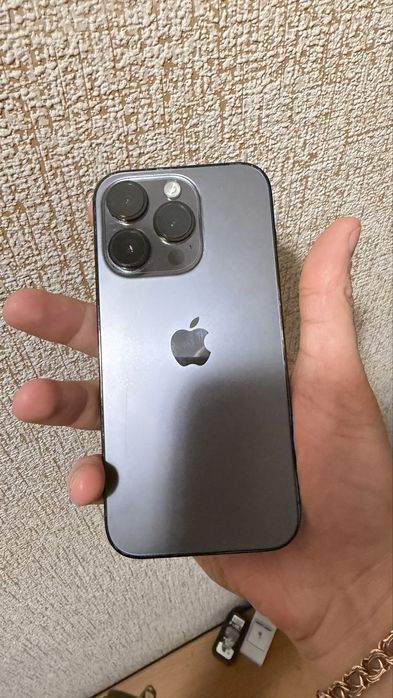 Продам iphone 14 pro grey  256 акб100