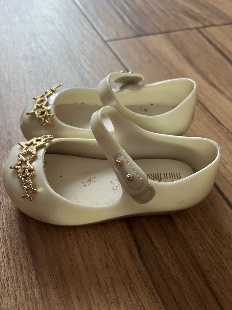 Buciki dla dziewczynki roz 22-23 Mini Melissa