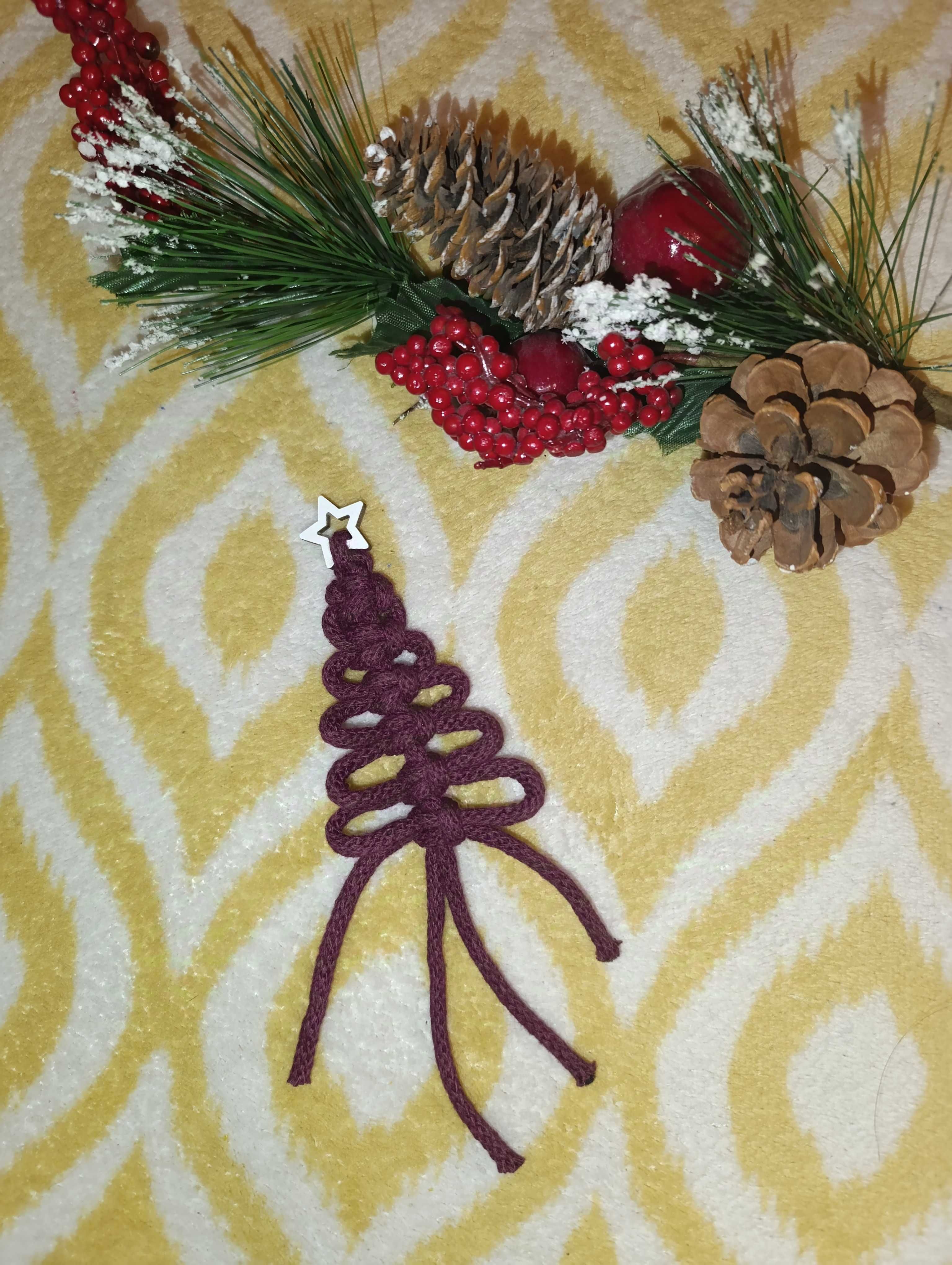 Zestaw choinek makrama święta handmade 10szt kolorowe gwiazdki