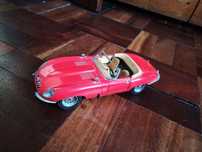 2 carros colecao Coleção Bólides Burago Escala1/18 - Porsche 911 Carrera