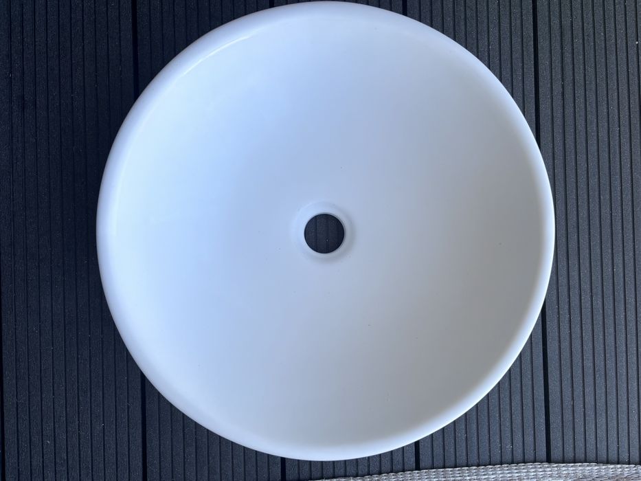 Umywalka nablatowa ceramiczna 40x40cm