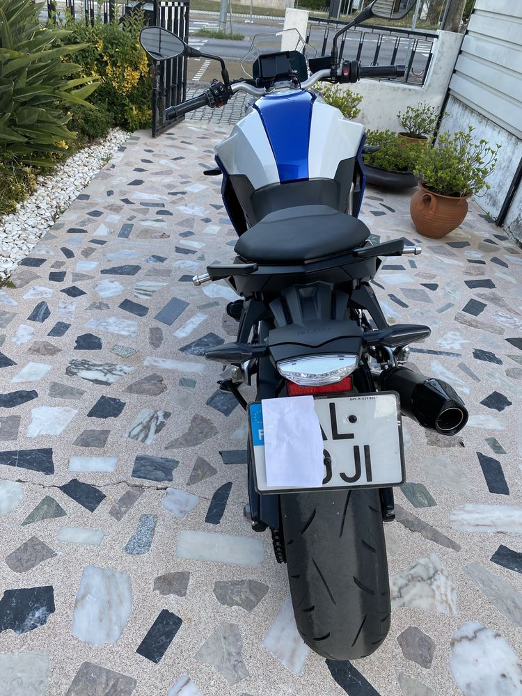 BMW f900R de 2021