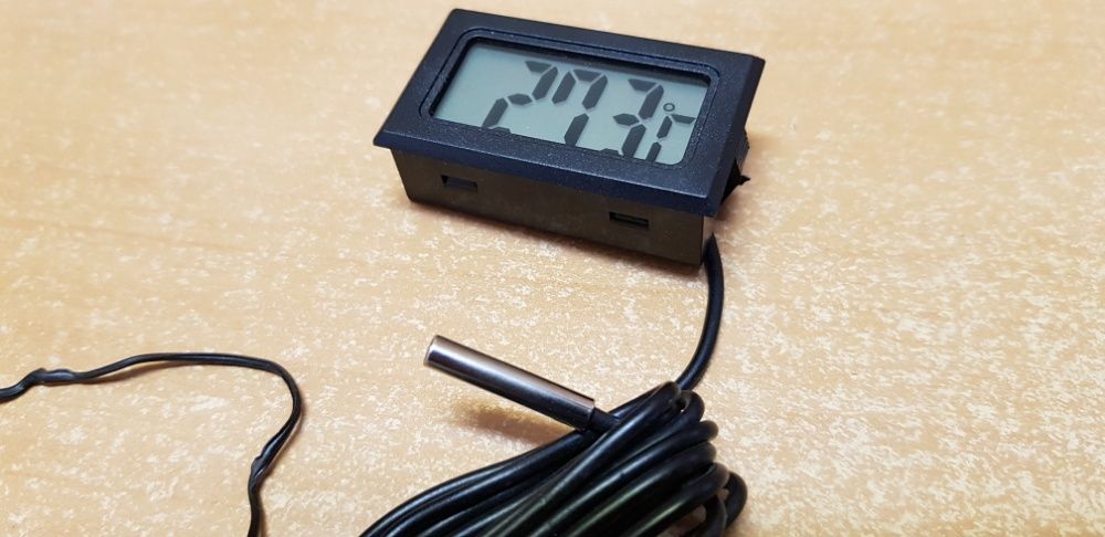 Термометр / градусник цифровой с дисплеем LCD и выносным датчиком 1м
